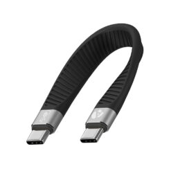 Short USB4 Cable